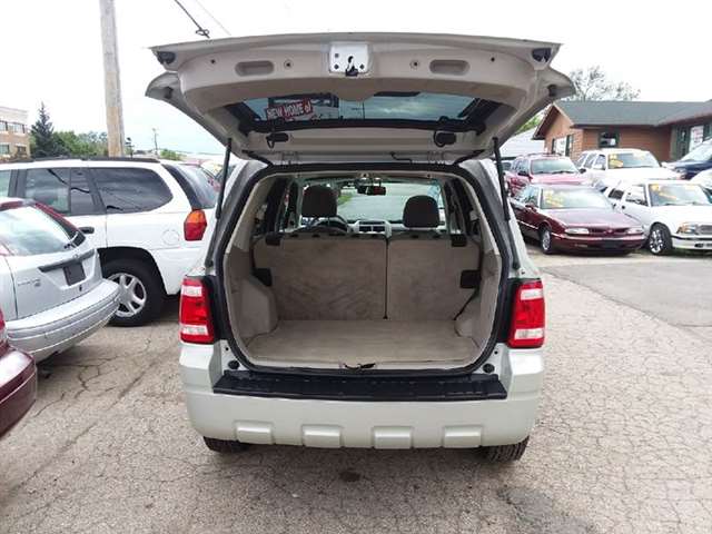 2008 Ford Escape XLT 4dr SUV I4